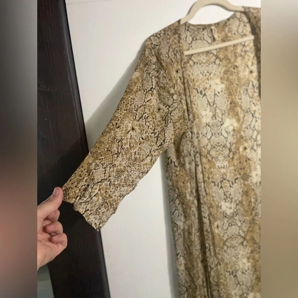Spell Gypsy Vintage Aloha Python Duster OS - Picture 4 of 12